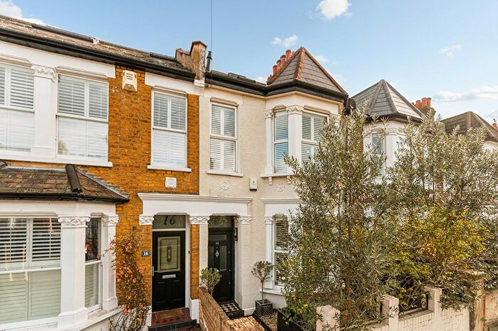 4 Bedroom Terraced House For Sale In Kingswood Road, Chiswick, London, W4