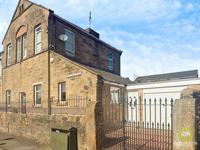2 Bedroom End Of Terrace House For Sale In Marsden Road, Burnley, BB10