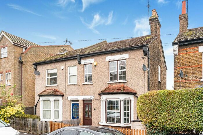 3 Bedroom Semi Detached House For Sale In Daisy Road, London, E18