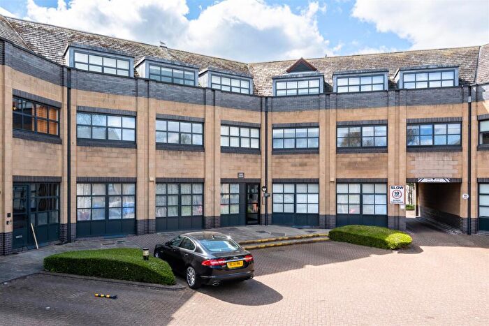 2 Bedroom Apartment To Rent In Marr House, Bath, BA2