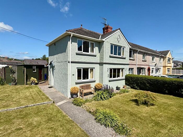 3 Bedroom Semi-Detached House For Sale In Dingat View, Llandovery, SA20