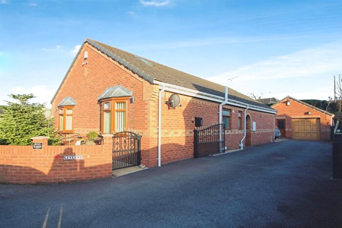 3 Bedroom Detached Bungalow For Sale In Rawfield Lane, Fairburn, Knottingley, WF11