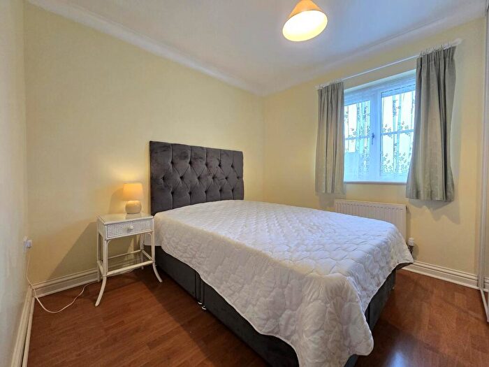 2 Bedroom Bungalow For Sale In East Ridge View, Bideford, EX39