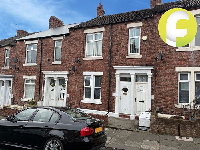 3 Bedroom Flat To Rent In Chirton West View, North Shields, NE29