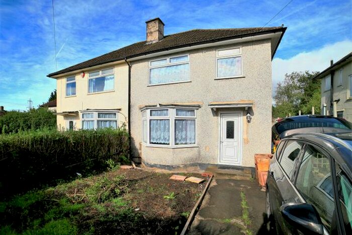 4 Bedroom Semi-Detached House To Rent In Eastlake Close, Bristol, BS7