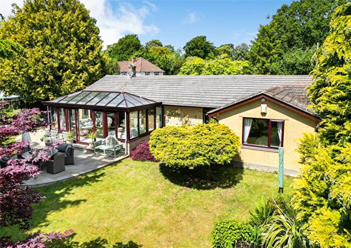 4 Bedroom Bungalow For Sale In Lower Pennington Lane, Pennington, Lymington, Hampshire, SO41
