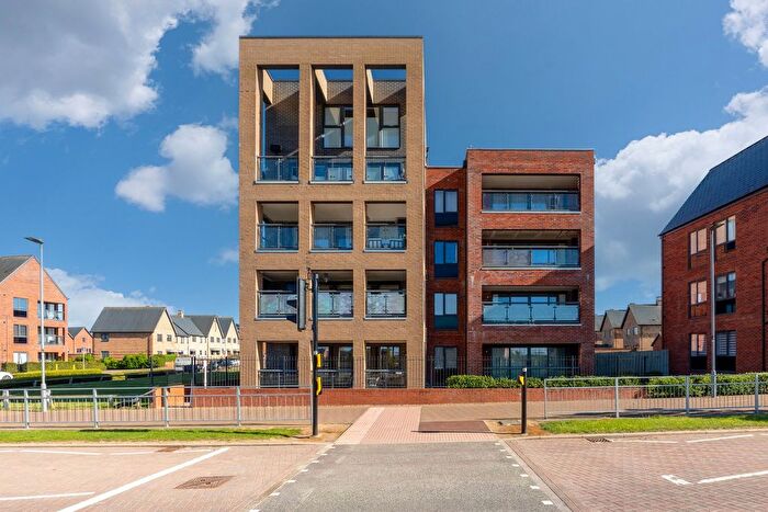 2 Bedroom Flat For Sale In Highland House, Barrosa Way, Whitehouse, Milton Keynes, MK8