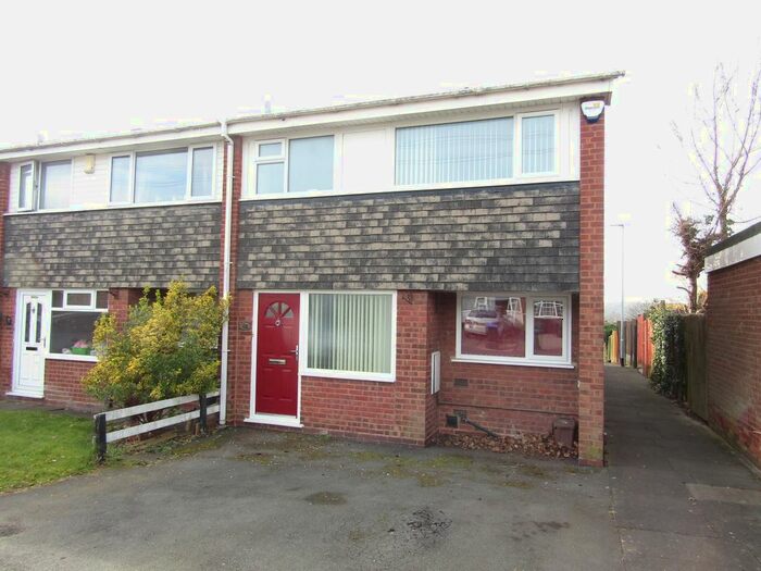 3 Bedroom End Of Terrace House To Rent In Templemore Drive, Great Barr, Birmingham, B43