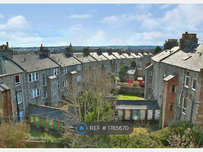 2 Bedroom Flat To Rent In Rosemount, Aberdeen, AB25