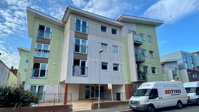 1 Bedroom Flat To Rent In Acland House, Verney Street, Exeter, EX1