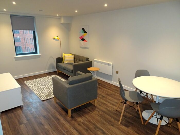2 Bedroom Flat To Rent In Moreton Street, Birmingham, B1