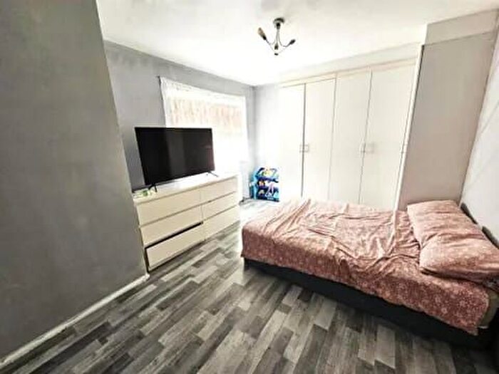 1 Bedroom Flat To Rent In Stanmore, HA7