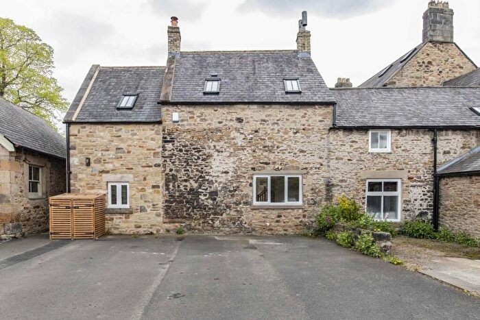 2 Bedroom Cottage To Rent In Main Street, Corbridge, NE45