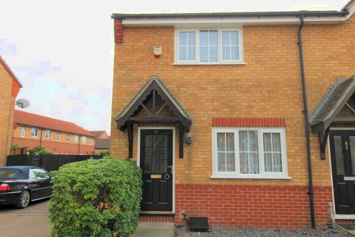 2 Bedroom Semi-Detached House To Rent In Holly Drive, Brandon Groves, South Ockendon, Essex, RM15