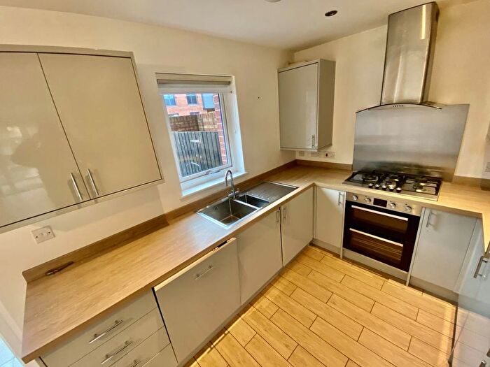 4 Bedroom Property To Rent In Langdon Road, Waterfront, Swansea, SA1