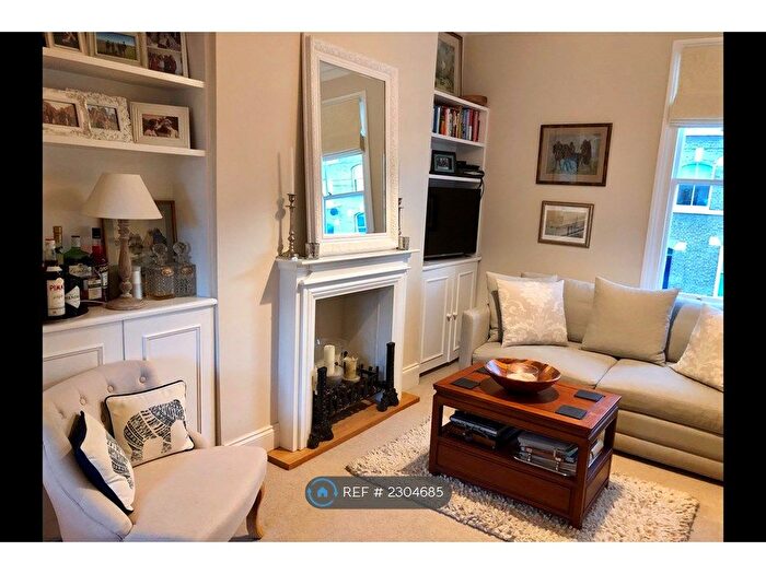 1 Bedroom Flat To Rent In Lambourn Road, London, SW4