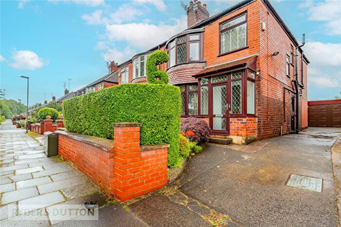 3 Bedroom Semi-Detached House For Sale In Whitegates Road, Middleton, Manchester, M24