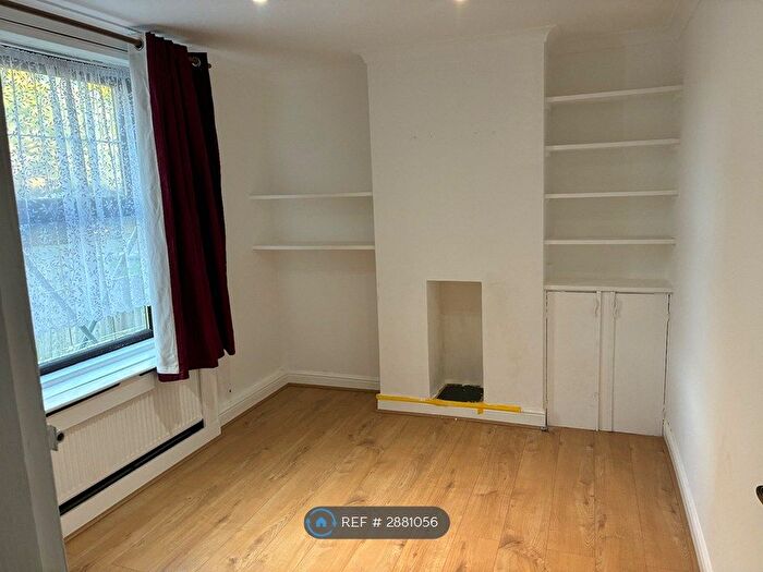3 Bedroom Terraced House To Rent In Blundell Road, Edgware, HA8