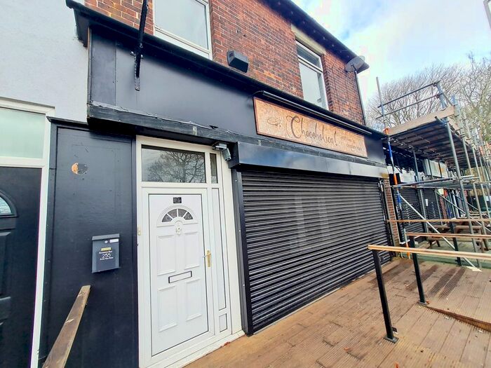 2 Bedroom Flat To Rent In Bury New Road, Prestwich, Manchester, M25