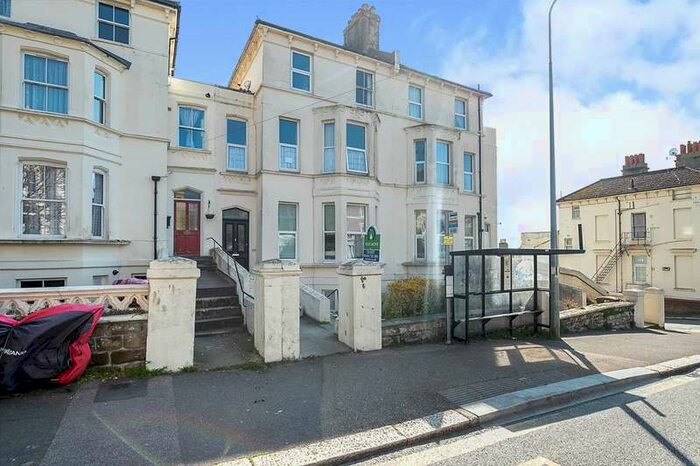 2 Bedroom Apartment To Rent In London Road, St. Leonards-on-sea, East Sussex, TN37