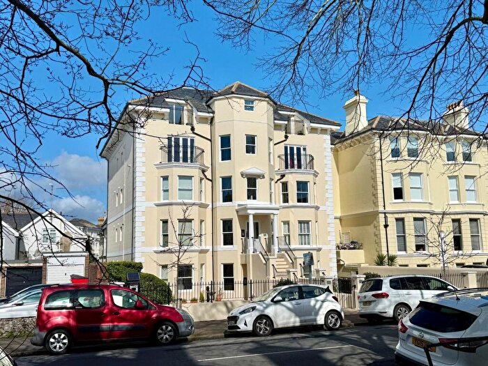 2 Bedroom Apartment For Sale In Trinity Trees, Eastbourne, East Sussex, BN21