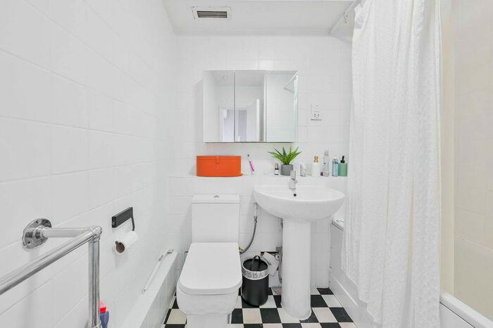 1 Bedroom Flat To Rent In New Cavendish Street, Fitzrovia, London, W1W