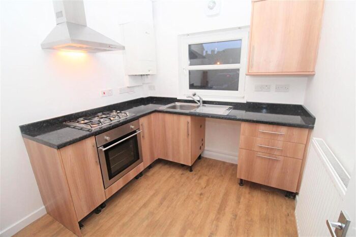 2 Bedroom Flat To Rent In Chepstow Road, Newport, NP19