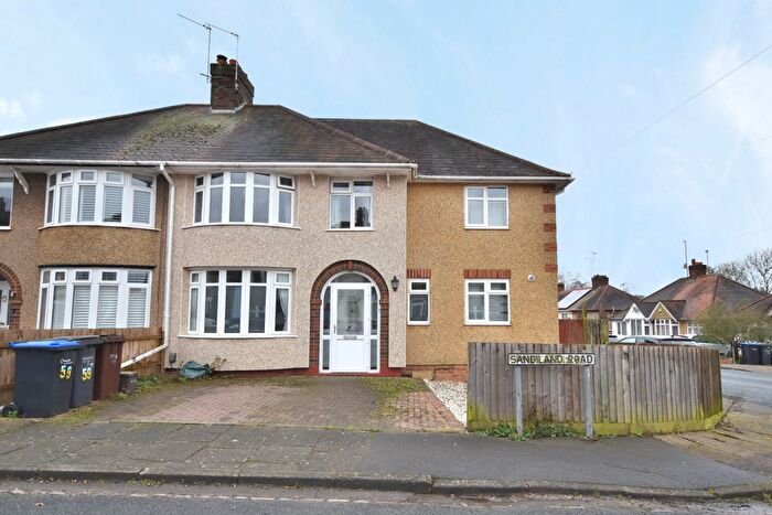 5 Bedroom Semi Detached House For Sale In Sandiland Road, Northampton, NN3