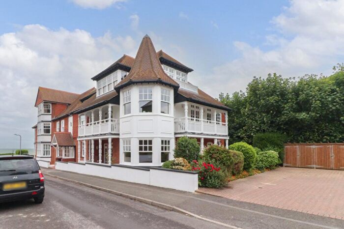 3 Bedroom Flat For Sale In Sea Road, Westgate-on-Sea, Kent, CT8