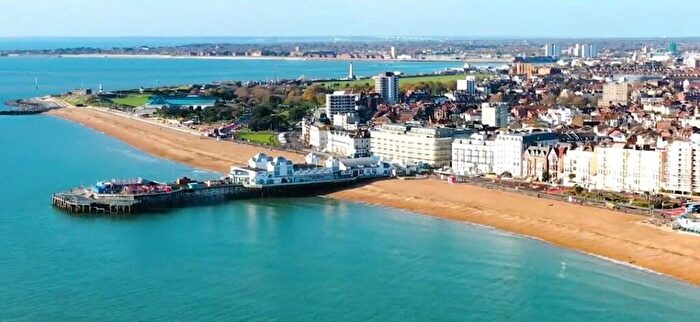 2 Bedroom Duplex For Sale In Apartment, Solent View, St. Helens Parade, Southsea, Hampshire, PO4