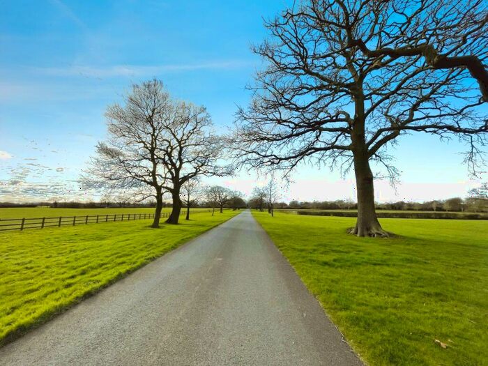 6 Bedroom Detached House To Rent In Mill Lane, Little Budworth