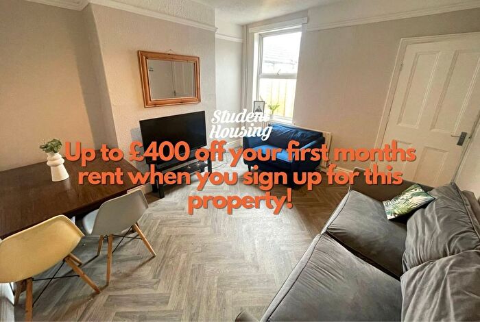 4 Bedroom Terraced House To Rent In Pennell Street, LN5