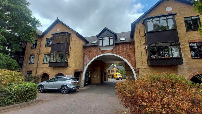 1 Bedroom Flat To Rent In Parkside Lodge, Belvedere, DA17