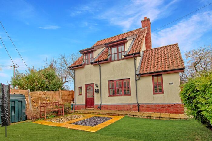 3 Bedroom Detached House For Sale In Pains Hill, Little Stonham, Stowmarket, IP14