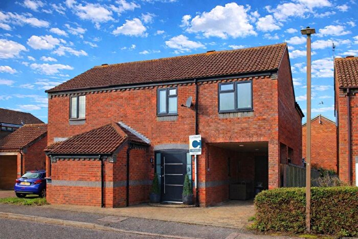3 Bedroom Semi-Detached House For Sale In Cherleton, Two Mile Ash, Milton Keynes, MK8