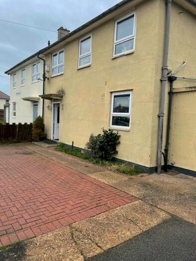 3 Bedroom Semi-Detached House To Rent In Caswell Close, Beaumont Leys, Leicester, LE4