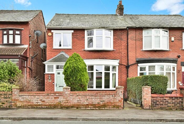 3 Bedroom Semi Detached House For Sale In Avondale Road, Stockport, Greater Manchester, SK3