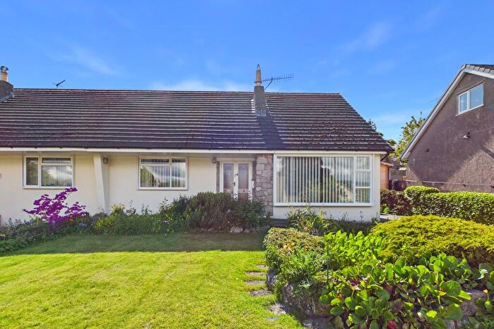3 Bedroom Semi-Detached Bungalow For Sale In Fairgarth Drive, Kirkby Lonsdale, LA6