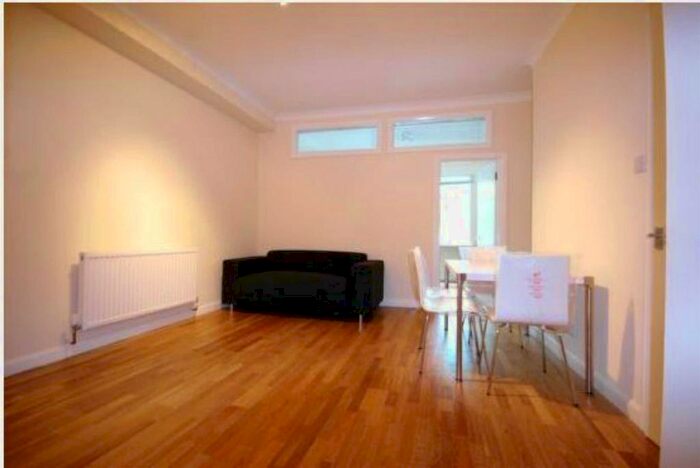 2 Bedroom Flat To Rent In Euston Road, London, NW1