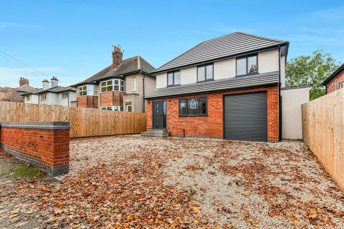 6 Bedroom Detached House To Rent In Grange Road, Woodthorpe., NG5