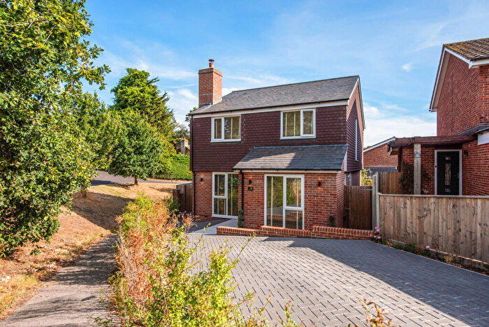 4 Bedroom Detached House For Sale In Pitchpond Road, Warsash, Southampton, SO31