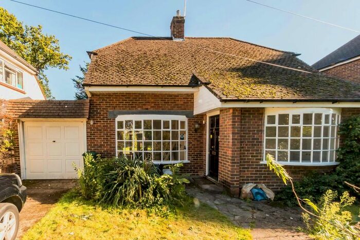 2 Bedroom Property To Rent In Queensway, Sunbury-On-Thames, TW16