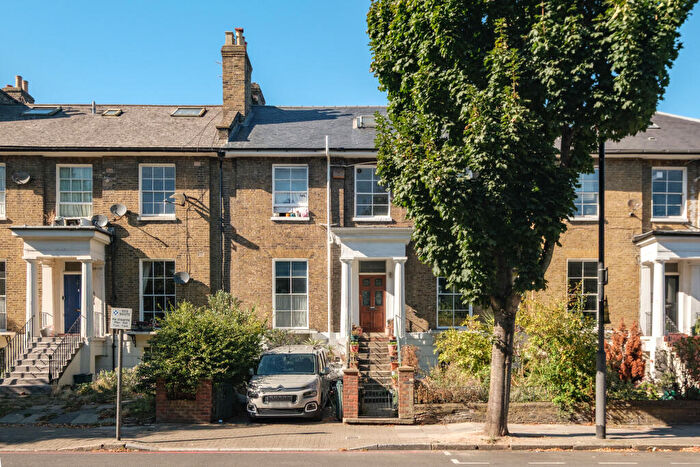 5 Bedroom Terraced House For Sale In Camden Road, London, N7