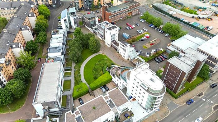 3 Bedroom Flat For Sale In Lanark Street, Glasgow, Lanarkshire, G1