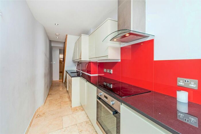 1 Bedroom Flat To Rent In Moreton Terrace Mews North, London, SW1V