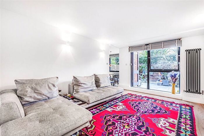 2 Bedroom Flat For Sale In Noel Coward House, Vauxhall Bridge Road, SW1V
