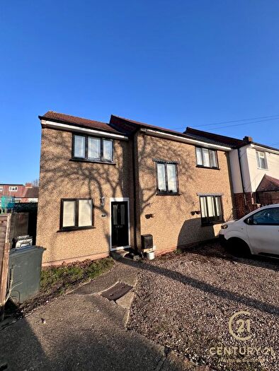 4 Bedroom End Of Terrace House To Rent In Rushdene Close, Northolt, UB5