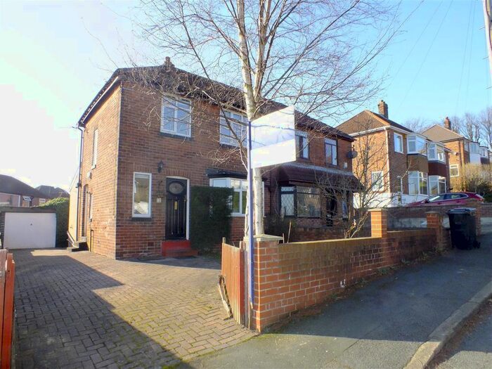 2 Bedroom Semi-Detached House To Rent In Highthorne Grove, Shadwell, Leeds, LS17