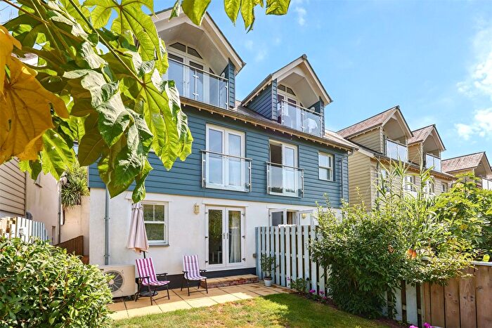 3 Bedroom Semi-Detached House For Sale In Trerose Coombe, Downderry, PL11