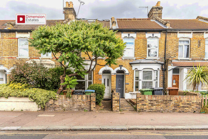 3 Bedroom Terraced House To Rent In Cann Hall Road, Leytonstone, E11